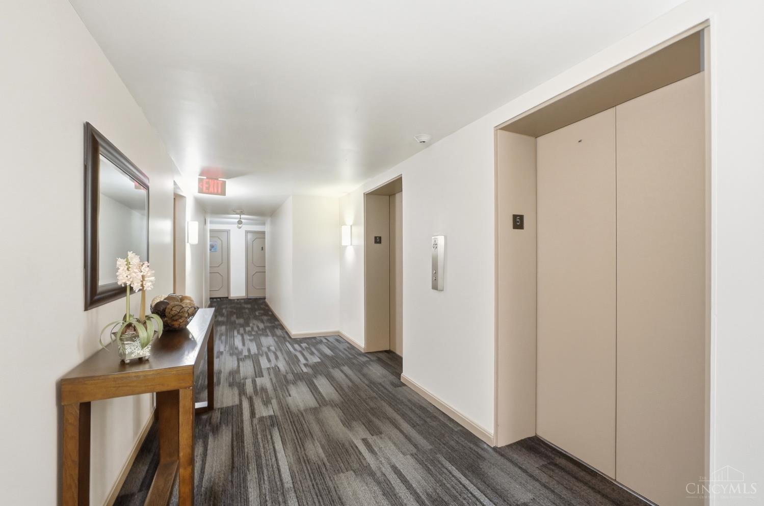 880 Rue De La Paix #A24, Cincinnati, OH, 45220 — photo 6