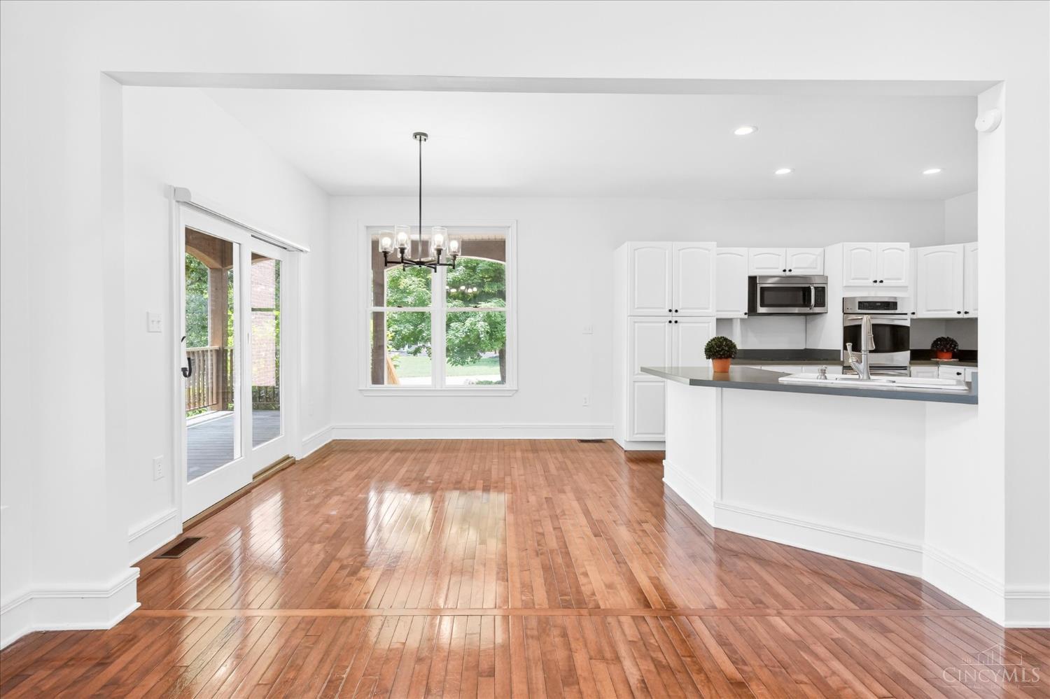 106 Rainbow Court, Hillsboro, OH, 45133 — photo 14