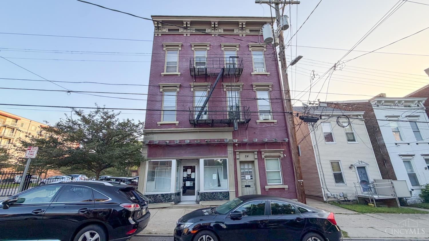 24 University Avenue, Cincinnati, OH, 45219 — photo 65