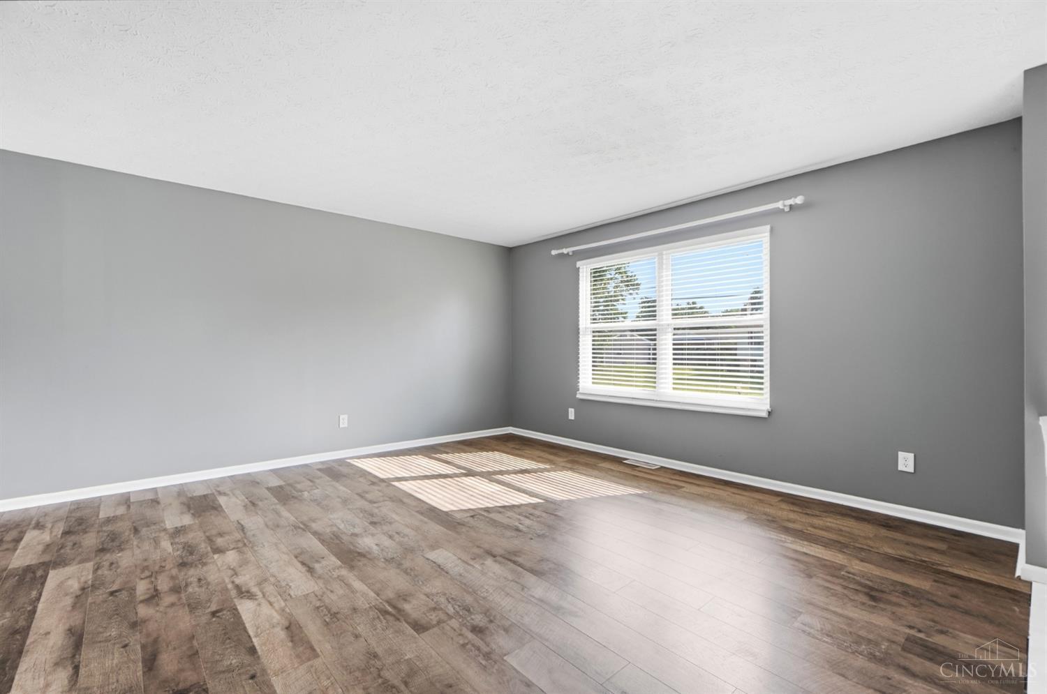 9873 Greenriver Drive, Colerain Twp, OH, 45231 — photo 7