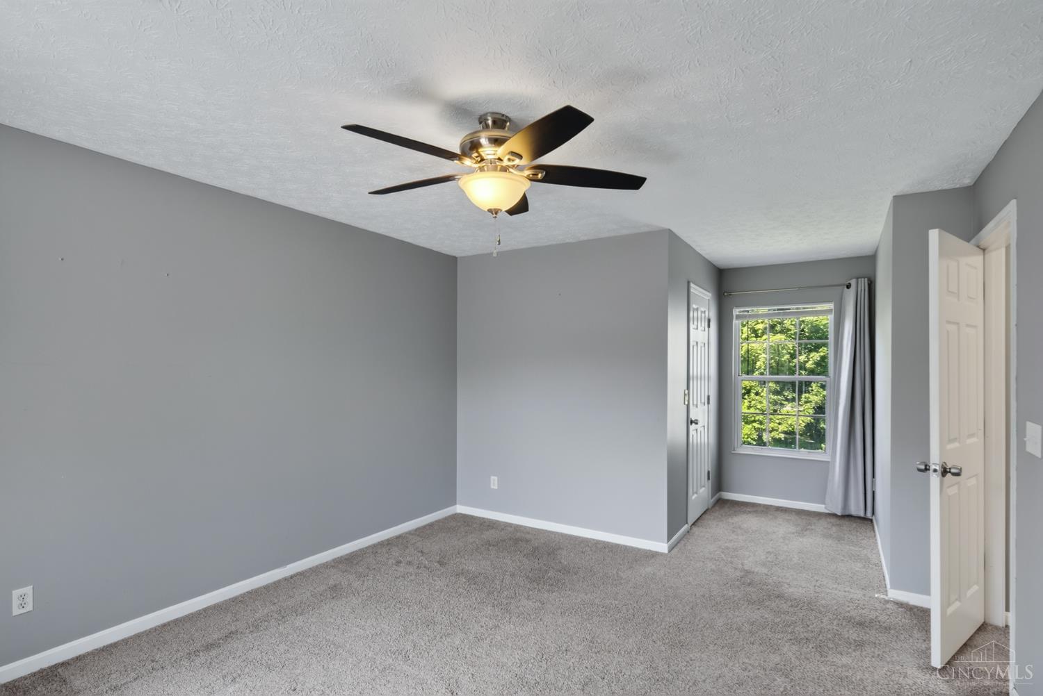 5574 Regimental PL, Cincinnati, OH, 45239 — photo 34