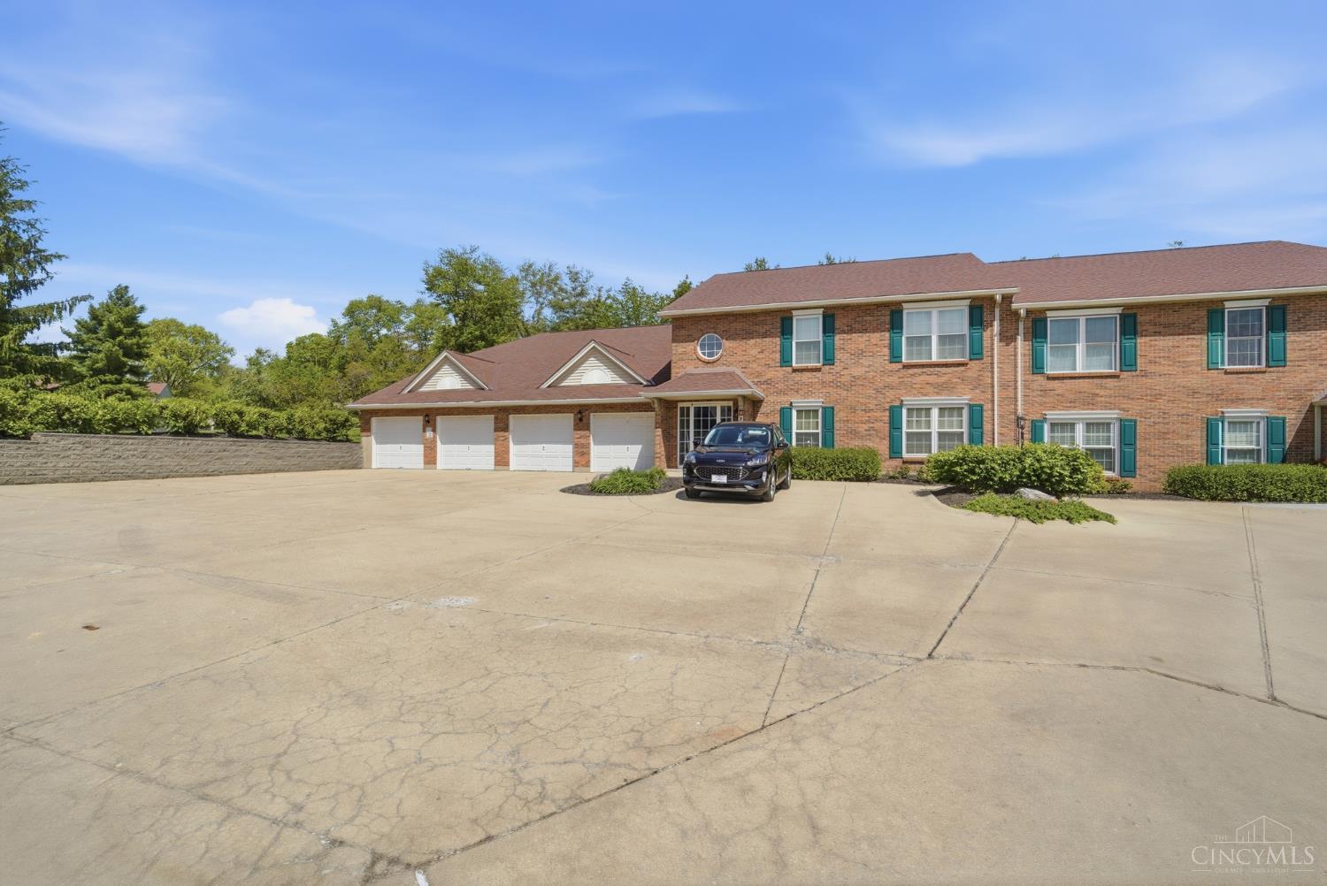 8794 Carrousel Park Circle #137, Colerain Twp, OH, 45251 — photo 3