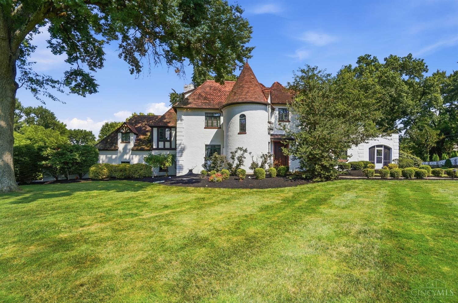 1550 Neeb Road, Green Twp, OH, 45233