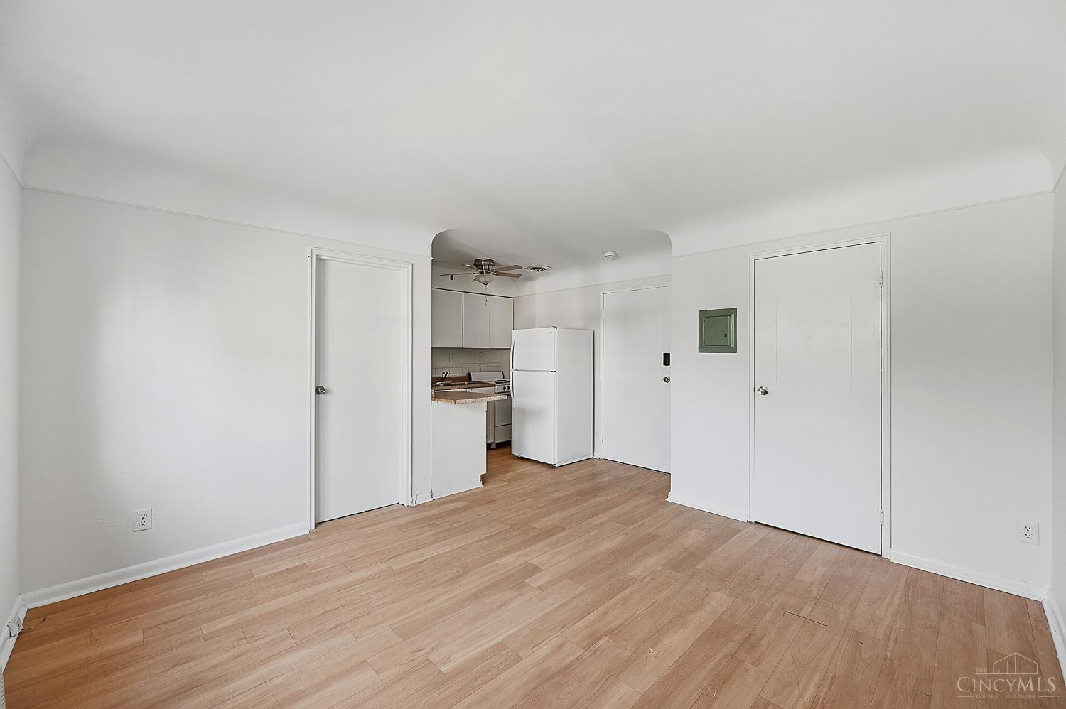 6469 Montgomery Road #7, Cincinnati, OH, 45213 — photo 2