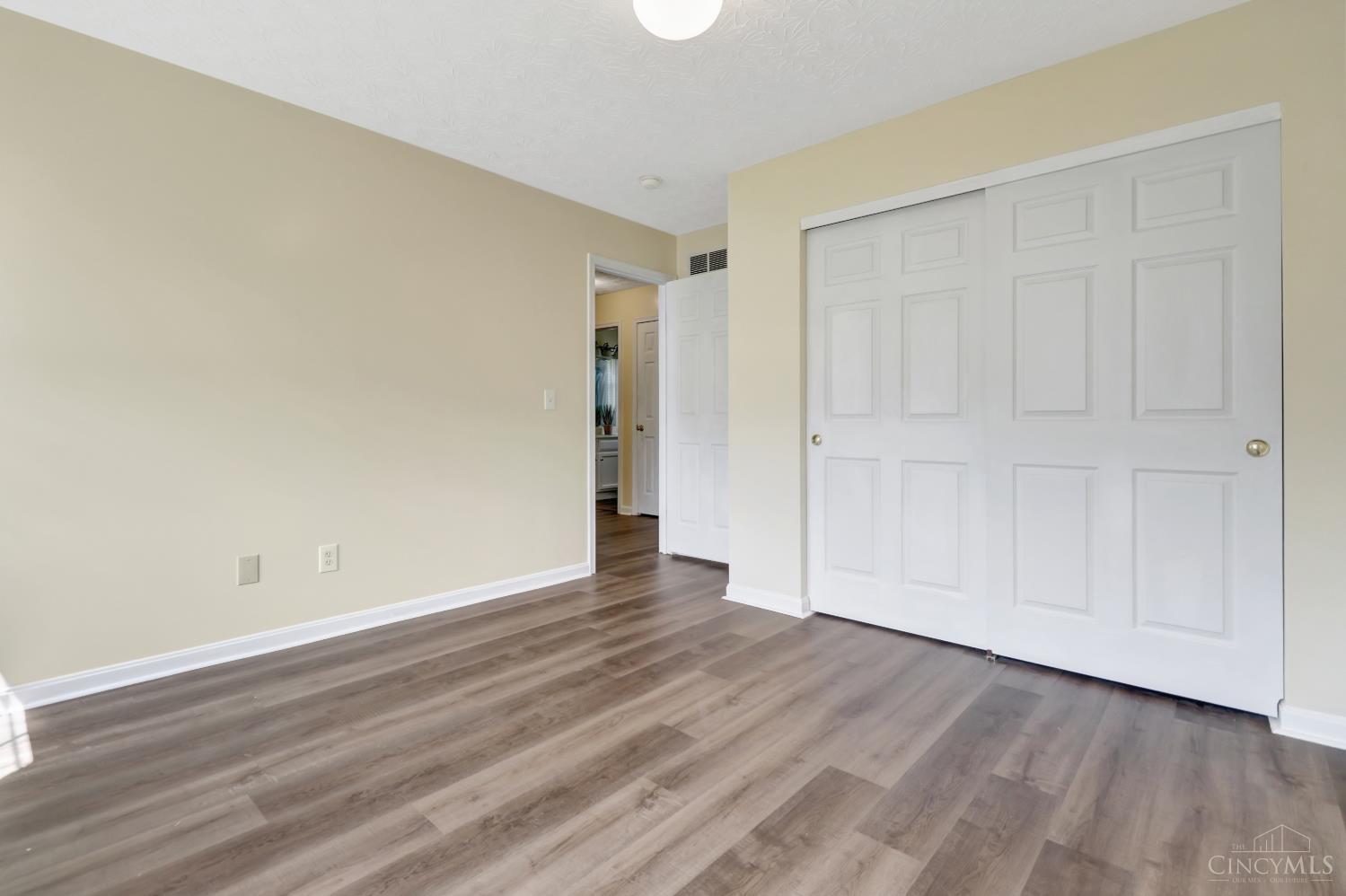 5664 Oakview Terrace, Liberty Twp, OH, 45011 — photo 16