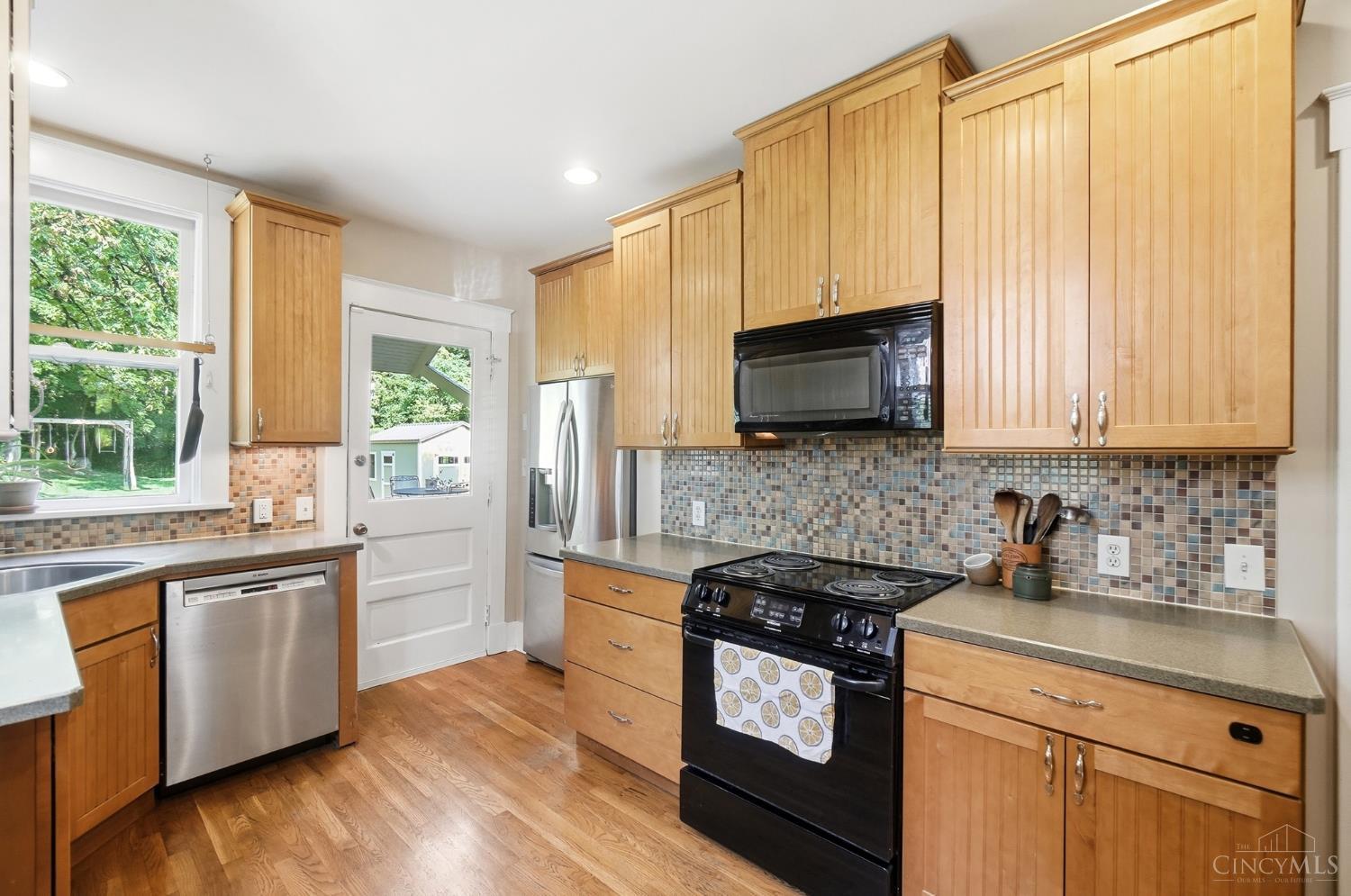 Homes for sale in Cincinnati, OH | 3363 Morrison Ave, Cincinnati, OH 45220 | MLS# 1886310
