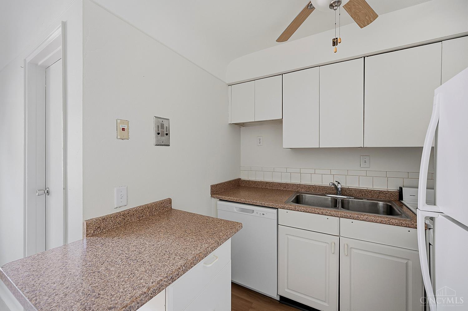 6469 Montgomery Road #7, Cincinnati, OH, 45213 — photo 11