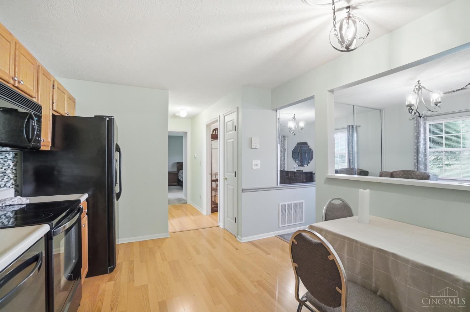 8794 Carrousel Park Circle #137, Colerain Twp, OH, 45251 — photo 12