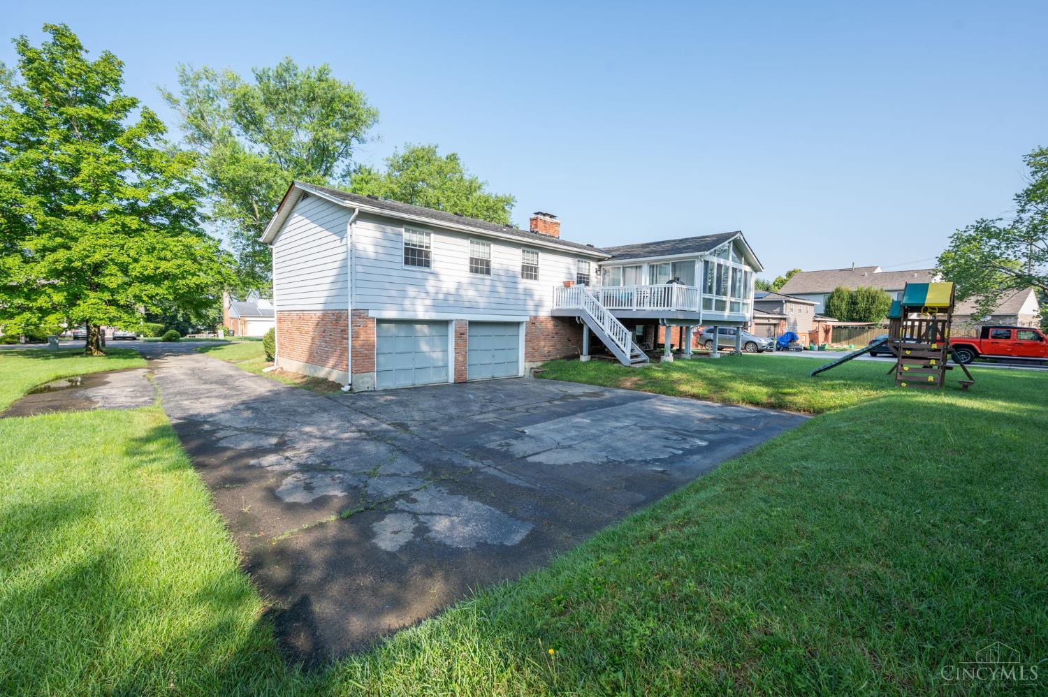 10370 Kingsport Drive, Evendale, OH, 45241 — photo 36