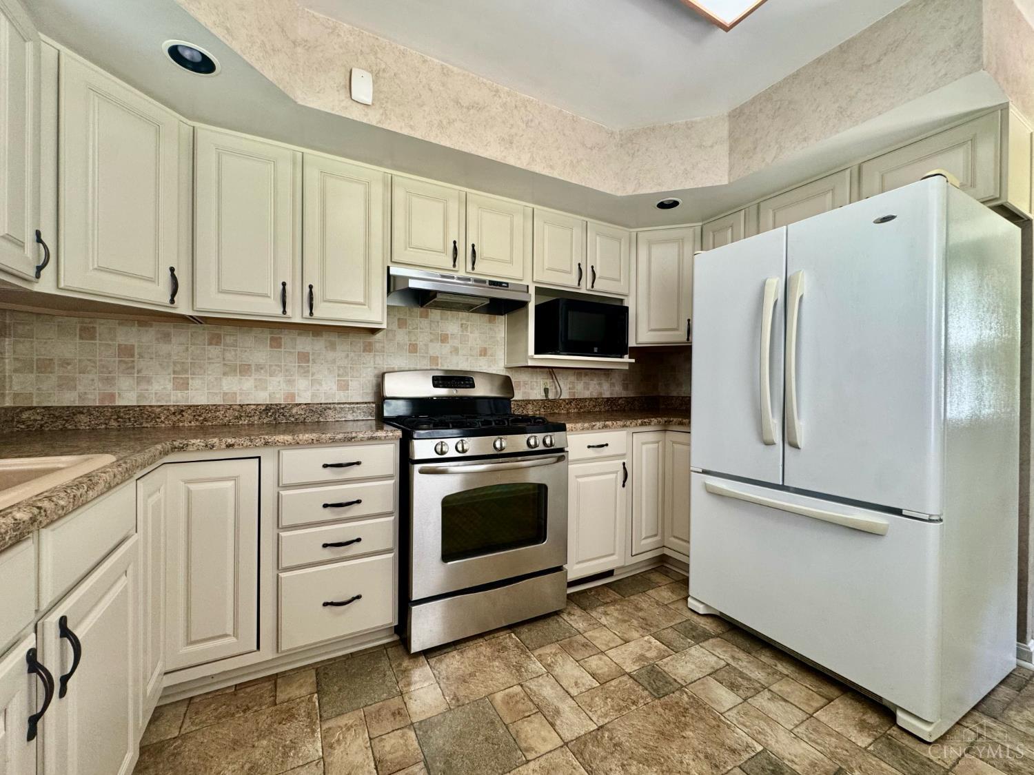 1649 Lionel Avenue, Cincinnati, OH, 45214 — photo 11