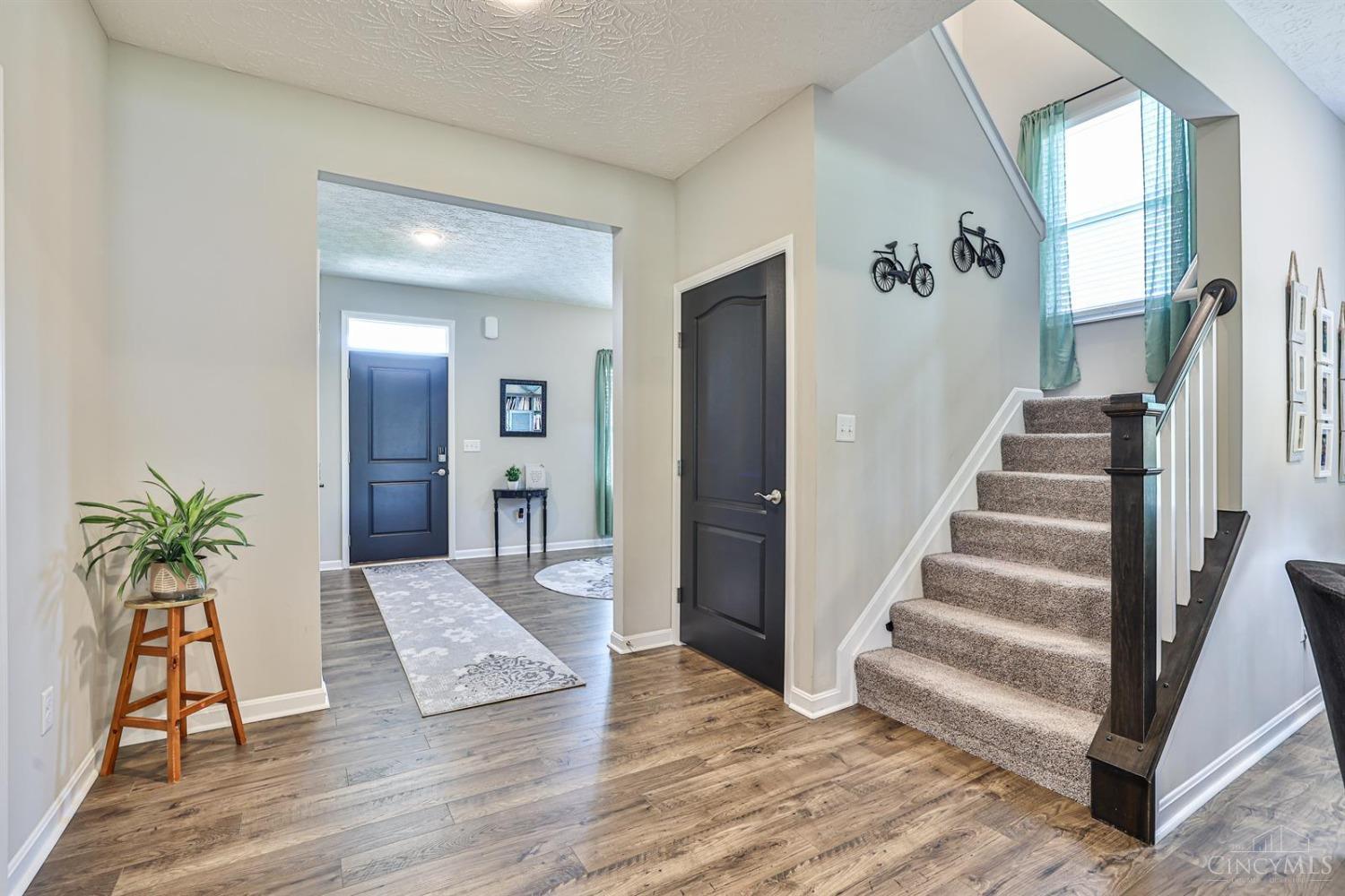 1223 Waterbury Drive, Carlisle, OH, 45005 — photo 5