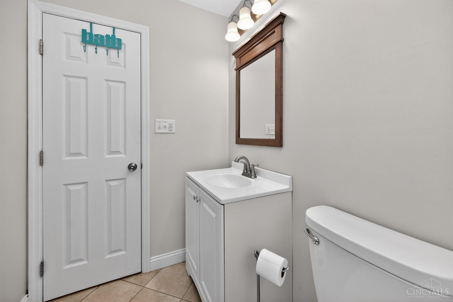 9520 West Avenue, Blue Ash, OH, 45242 — photo 17