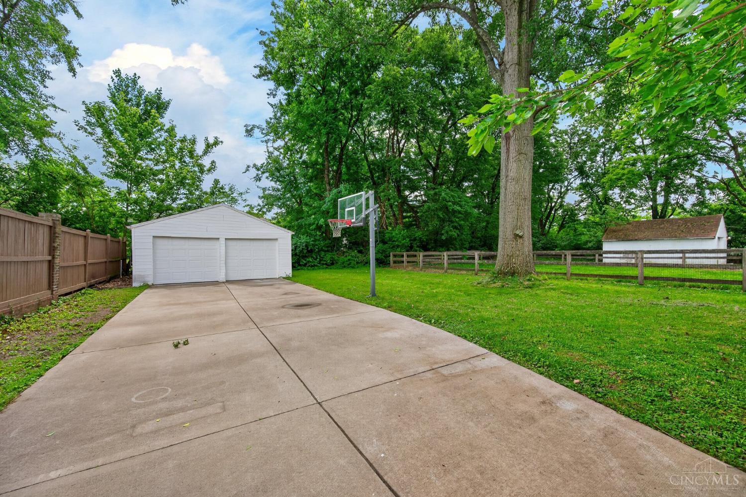 9520 West Avenue, Blue Ash, OH, 45242 — photo 39