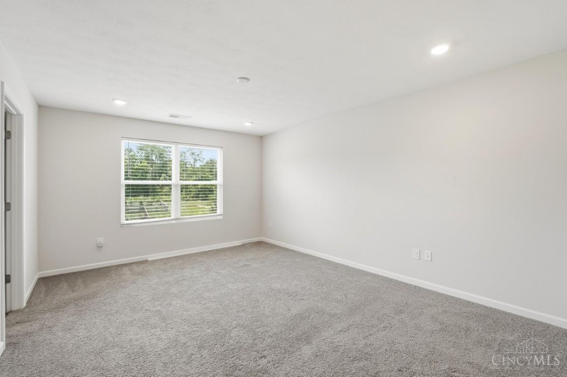 5049 Lakeview Drive, Hamilton Twp, OH, 45152 — photo 34