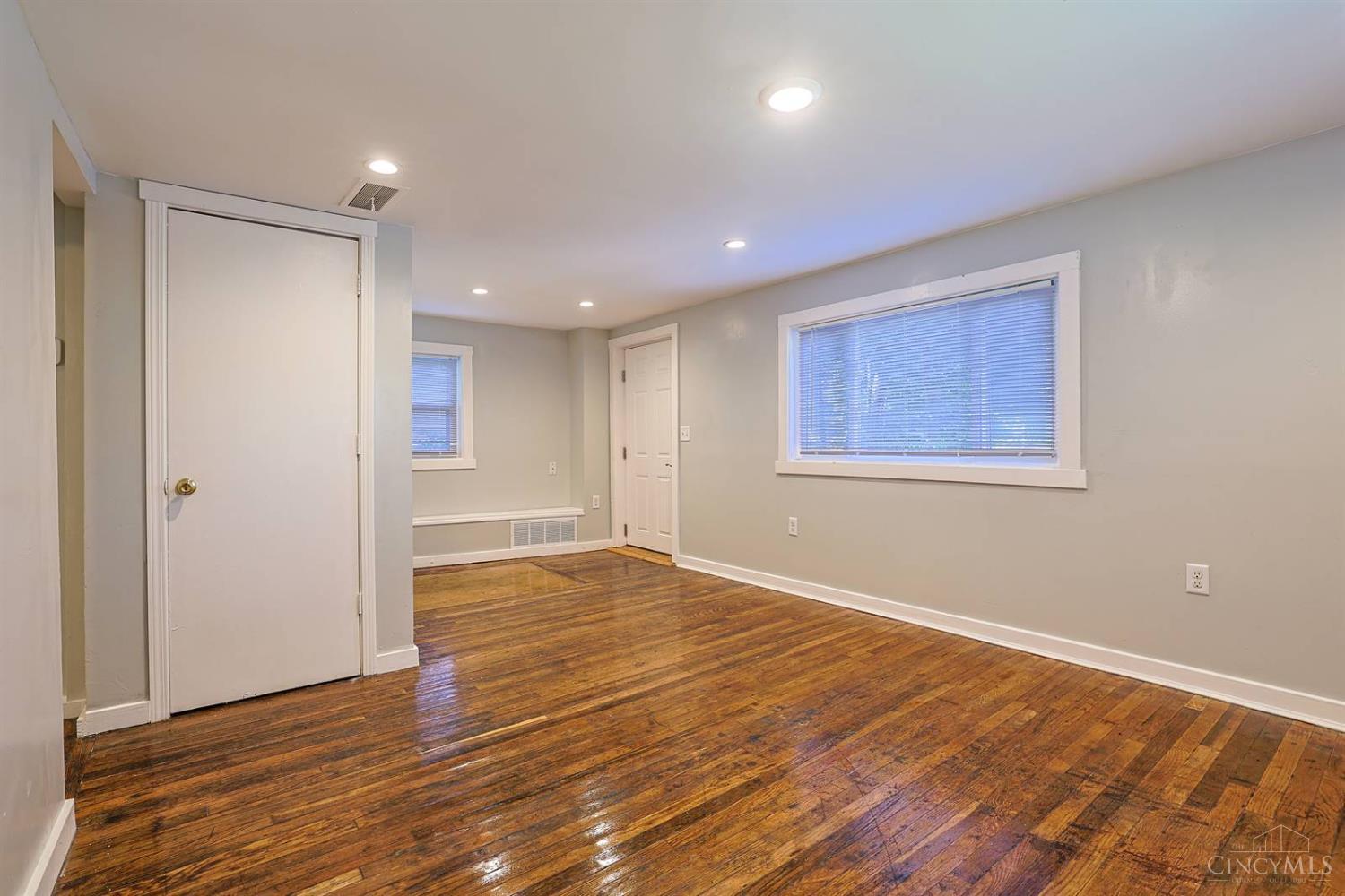 6158 Hillside Avenue, Cincinnati, OH, 45233 — photo 4