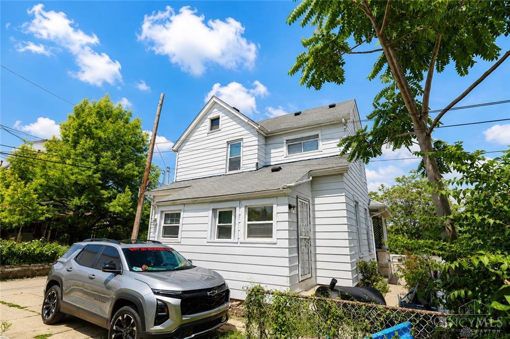 Homes for sale in Dayton, OH | 1315 Riverside Dr, Dayton, OH 45405 | MLS# 1887326