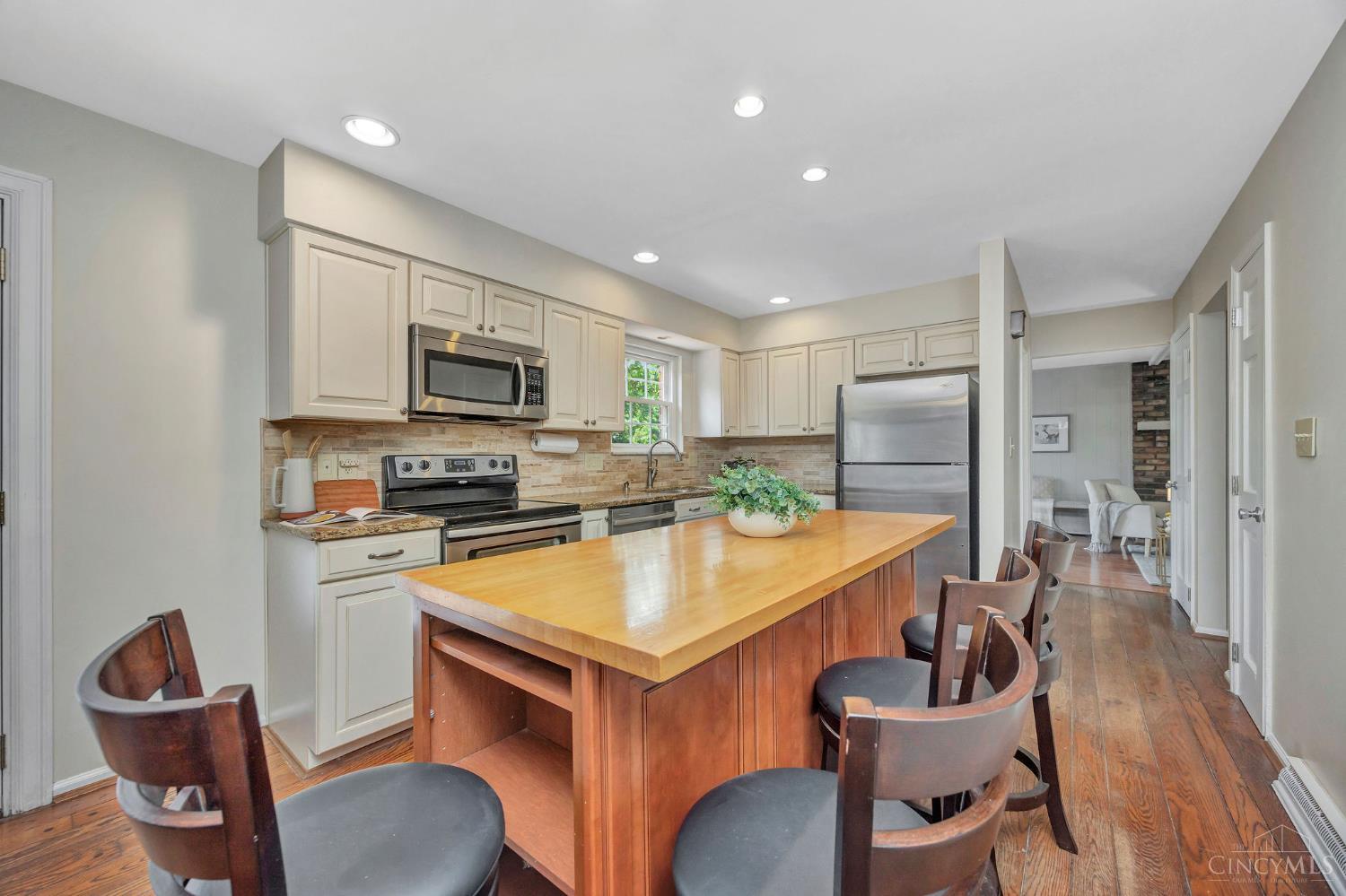 9663 Placid Drive, West Chester, OH, 45241 — photo 17