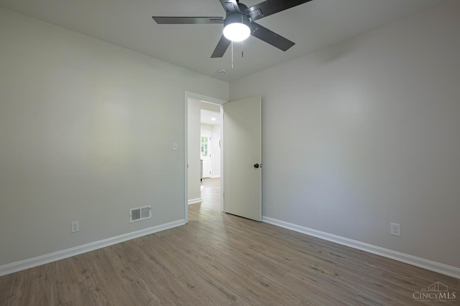 2803 Westbrook Drive, Cincinnati, OH, 45211 — photo 14