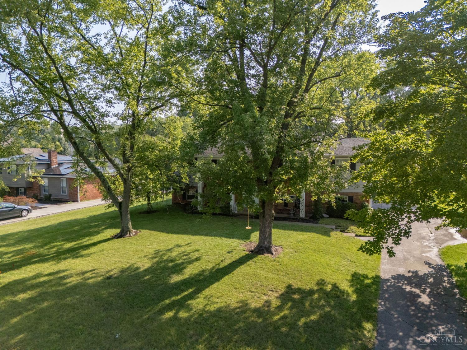10370 Kingsport Drive, Evendale, OH, 45241 — photo 2