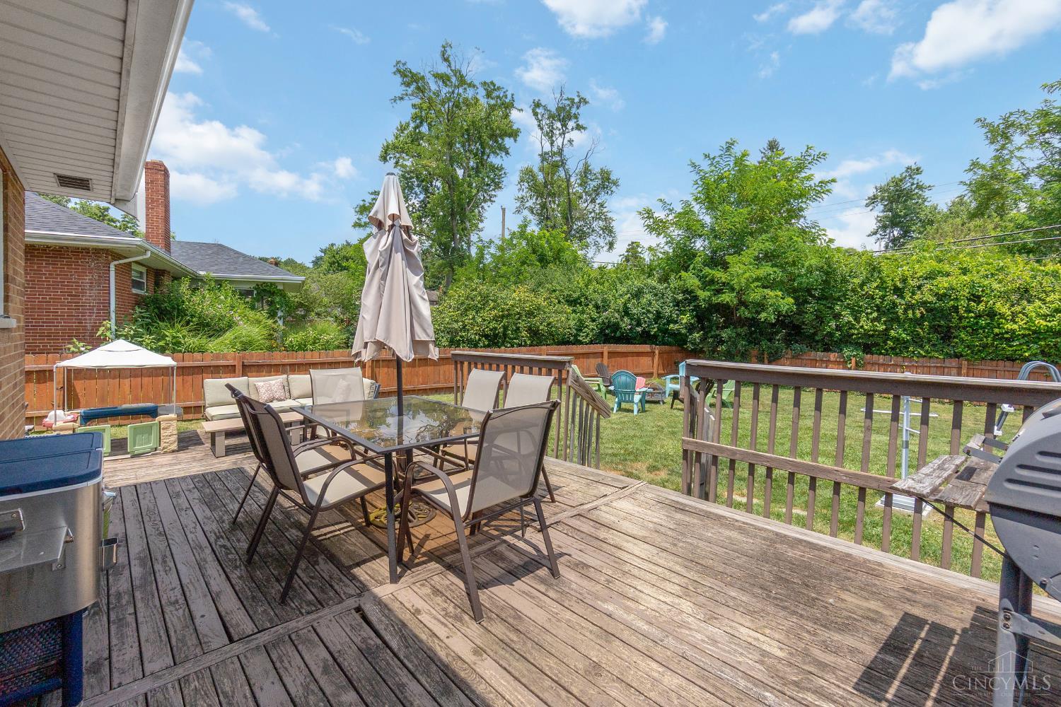 149 Ireland Avenue, Greenhills, OH, 45218 — photo 27