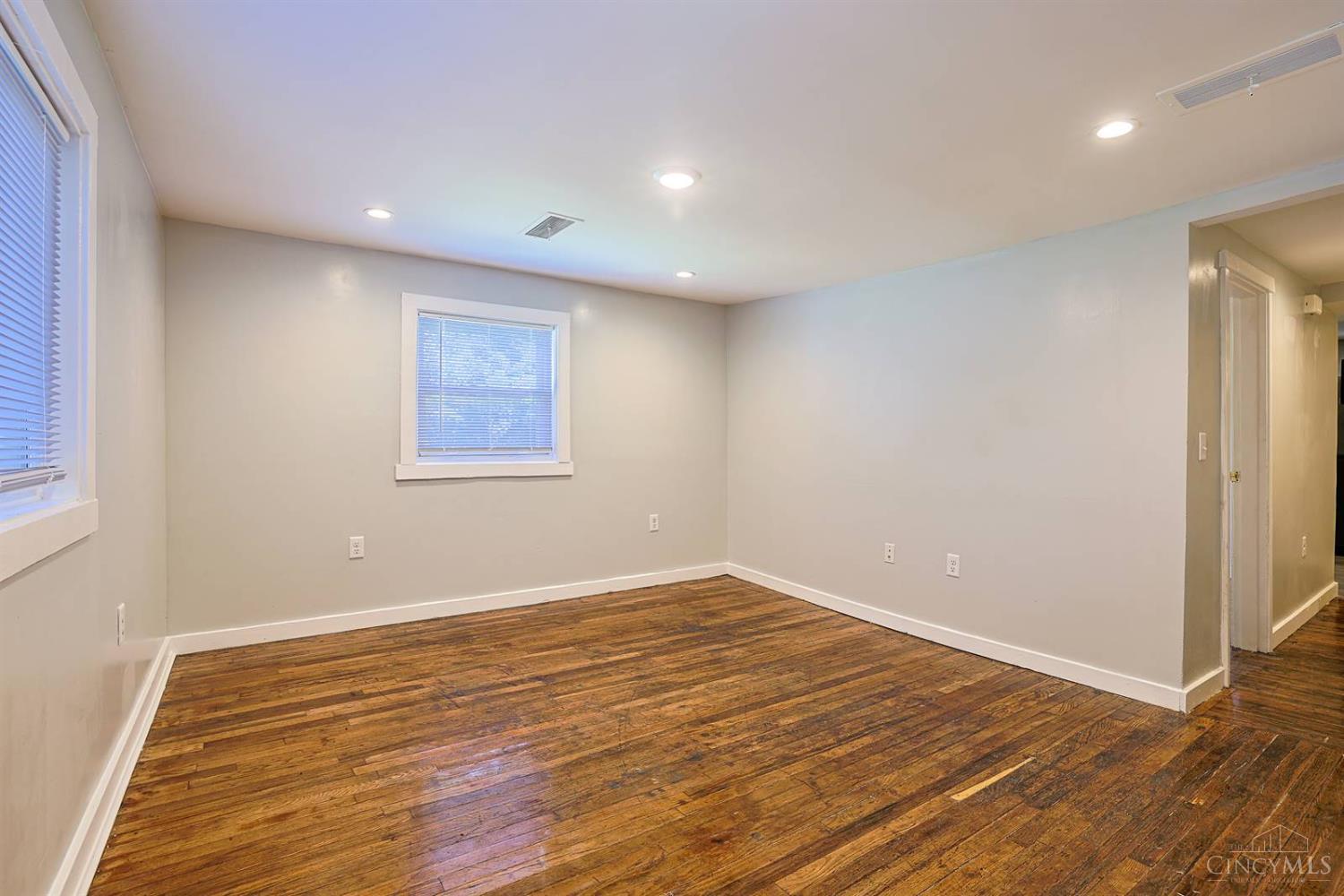 6158 Hillside Avenue, Cincinnati, OH, 45233 — photo 6