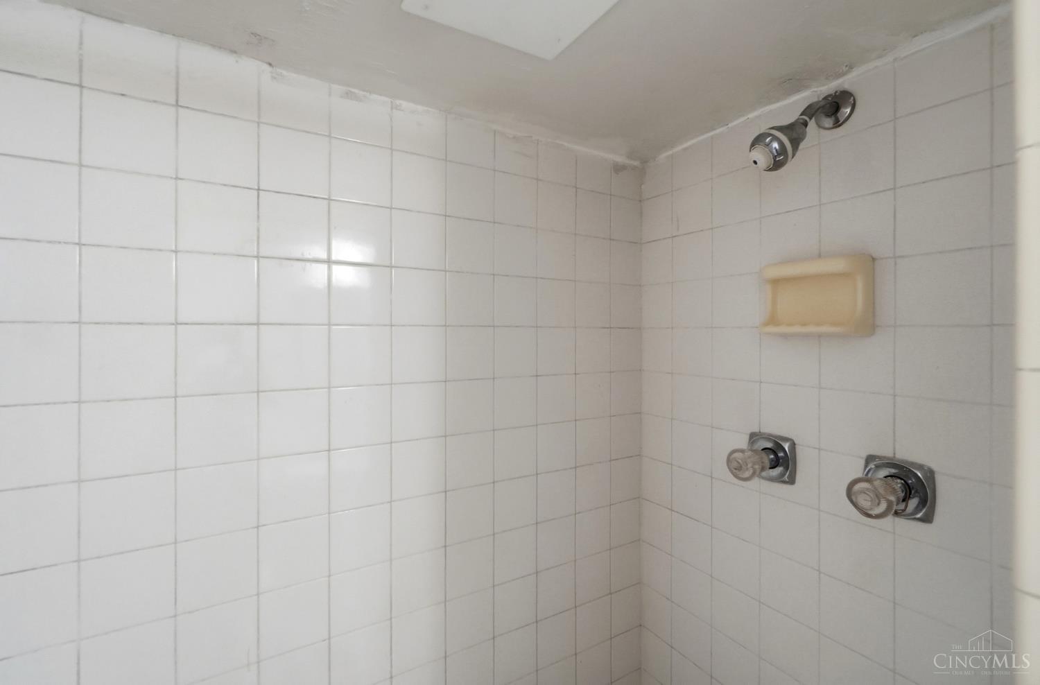 1800 Keith Drive, Reading, OH, 45215 — photo 17