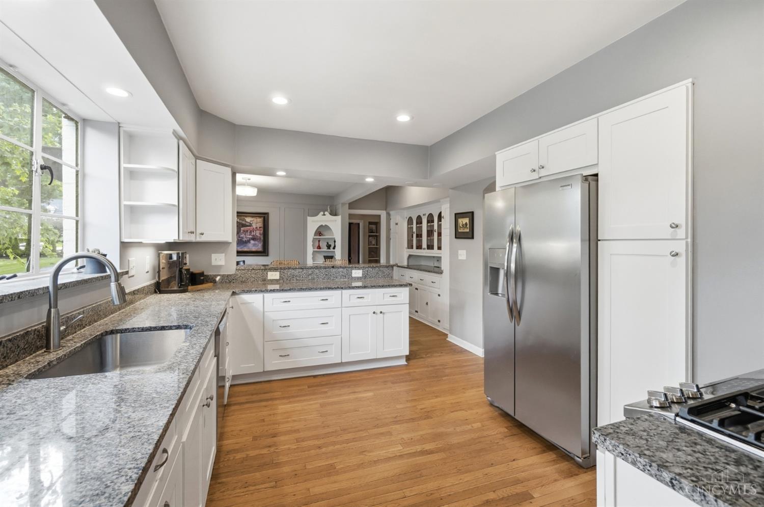 1550 Neeb Road, Green Twp, OH, 45233 — photo 17