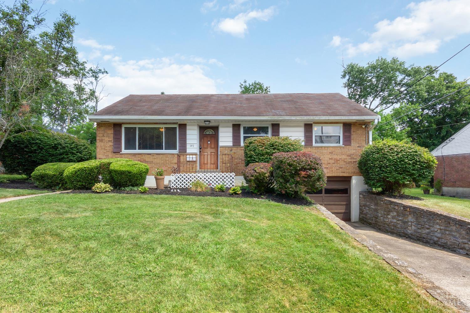 149 Ireland Avenue, Greenhills, OH, 45218