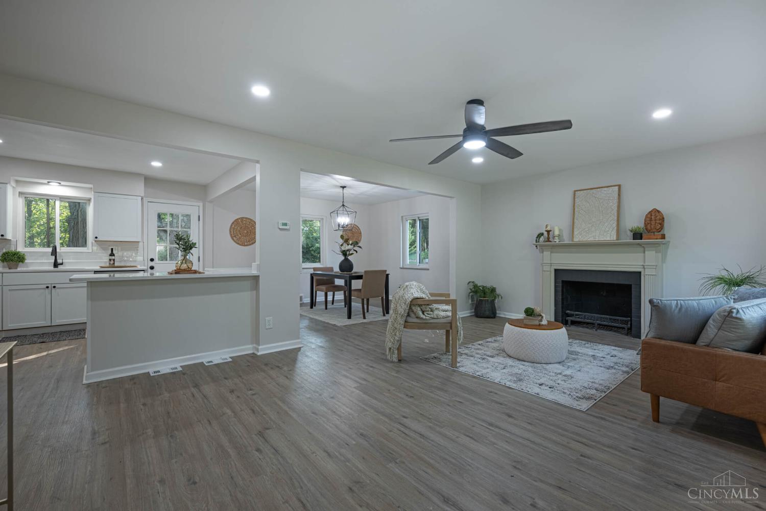 2803 Westbrook Drive, Cincinnati, OH, 45211 — photo 2