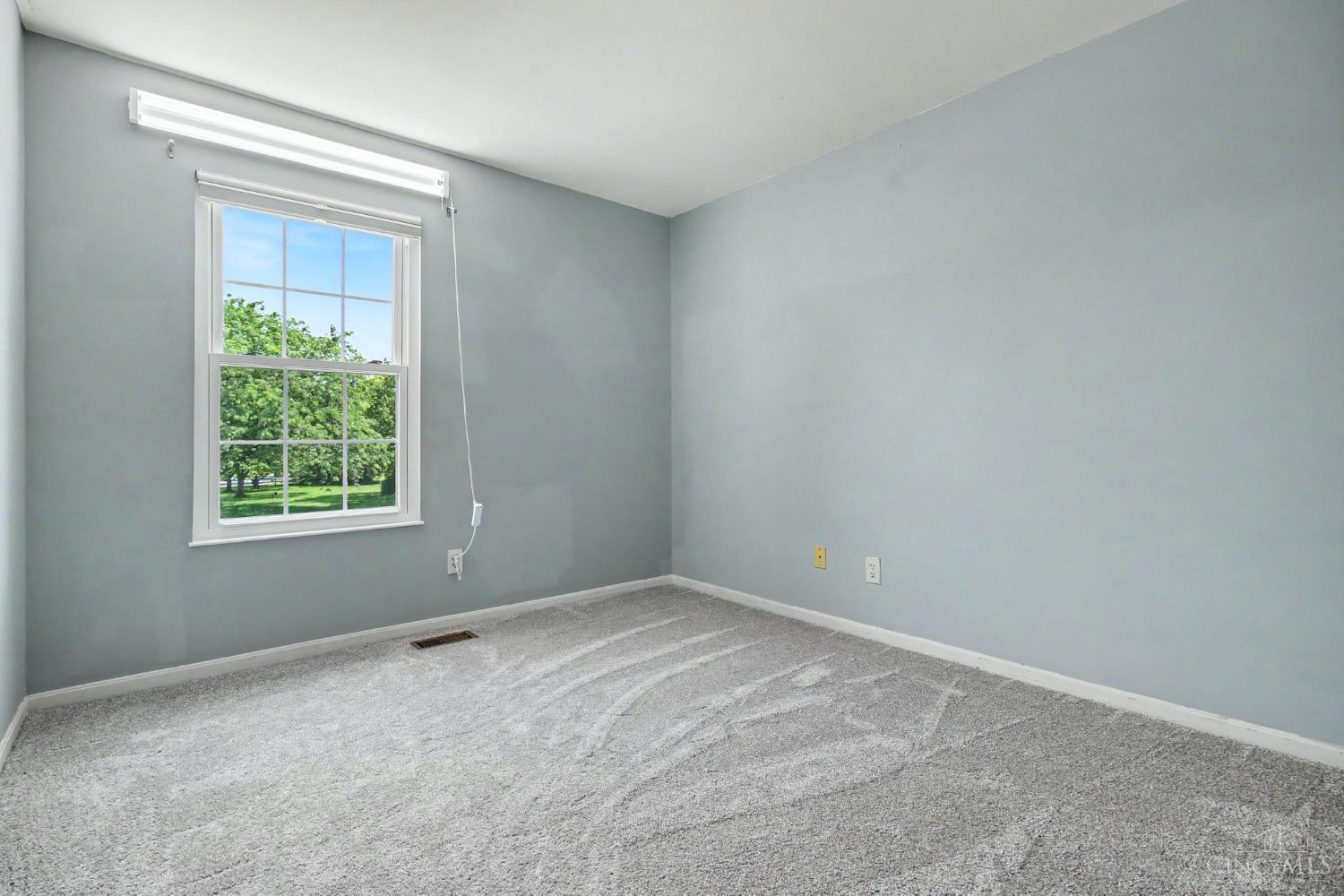 7279 Rolling Meadows Drive, West Chester, OH, 45069 — photo 11