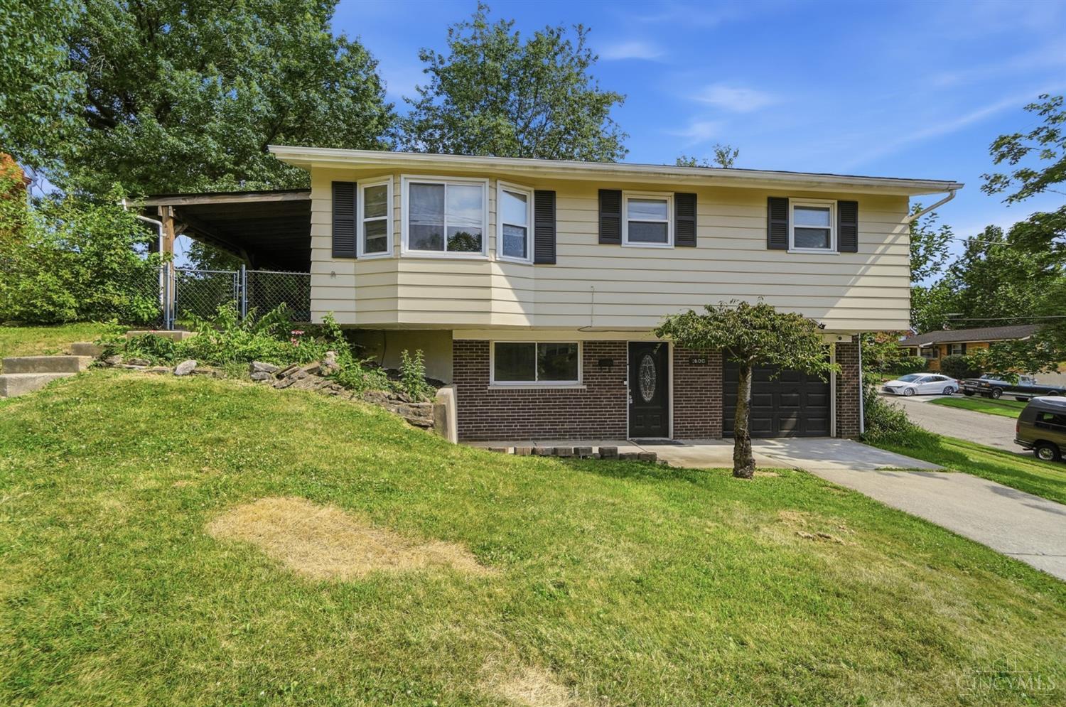 1800 Keith Drive, Reading, OH, 45215