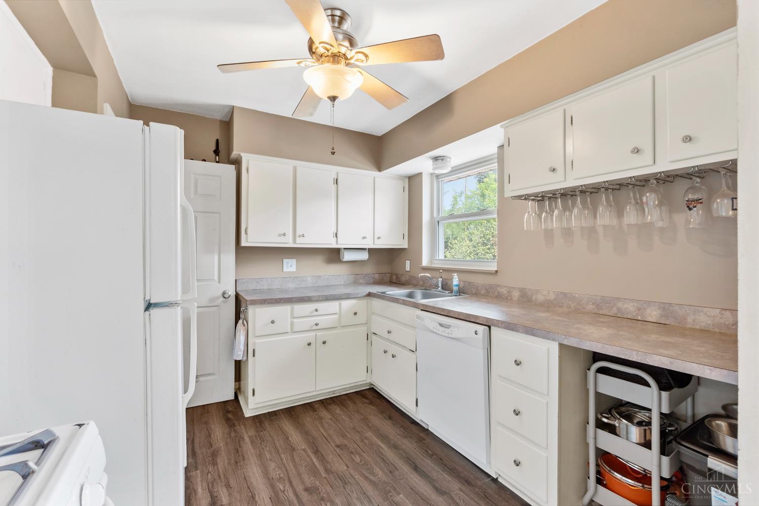 149 Ireland Avenue, Greenhills, OH, 45218 — photo 11