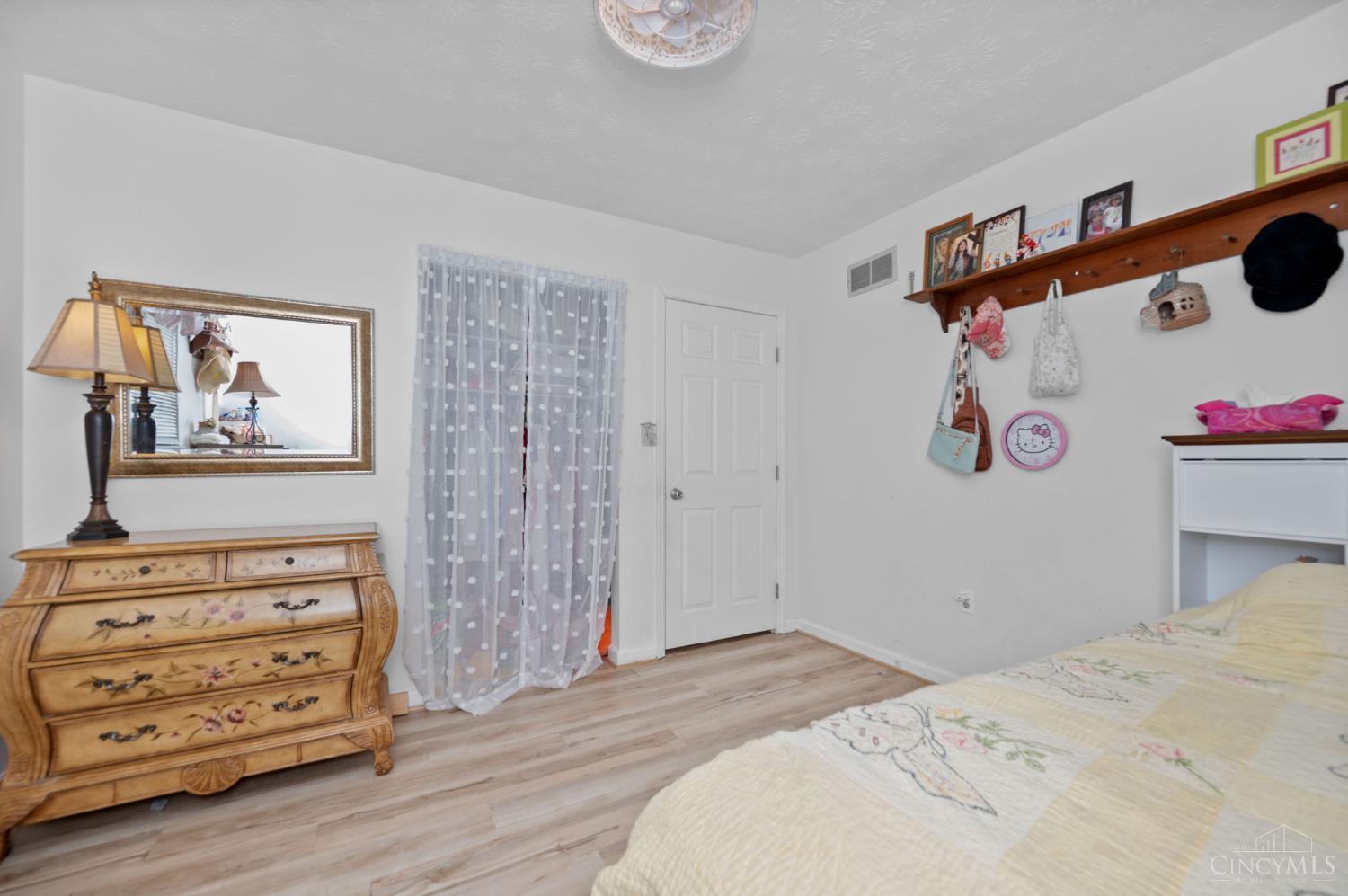 10370 Kingsport Drive, Evendale, OH, 45241 — photo 26