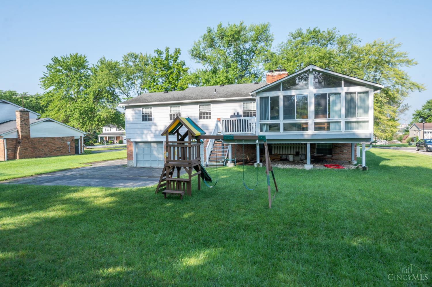 10370 Kingsport Drive, Evendale, OH, 45241 — photo 33