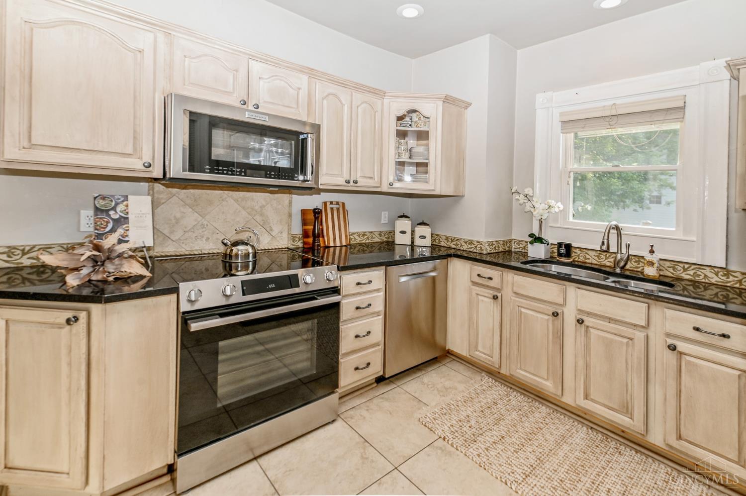 3419 Shady Lane, Cincinnati, OH, 45208 — photo 21