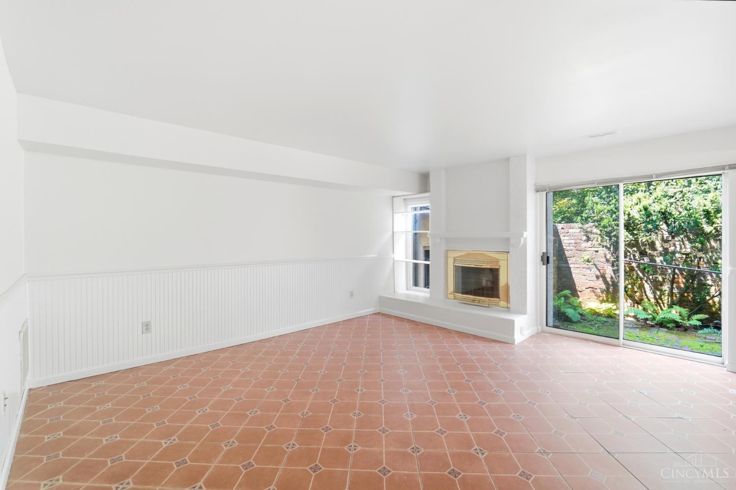 2111 Sutton Avenue #G, Cincinnati, OH, 45230 — photo 6