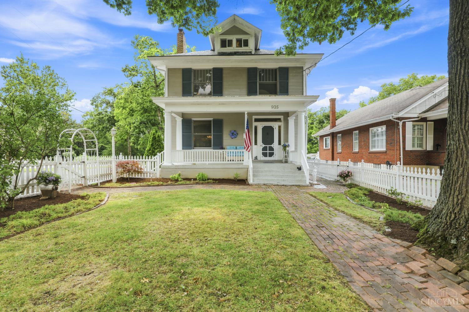 1st image of 935 Congress Ave, Glendale, OH 45246 | MLS# 1887188