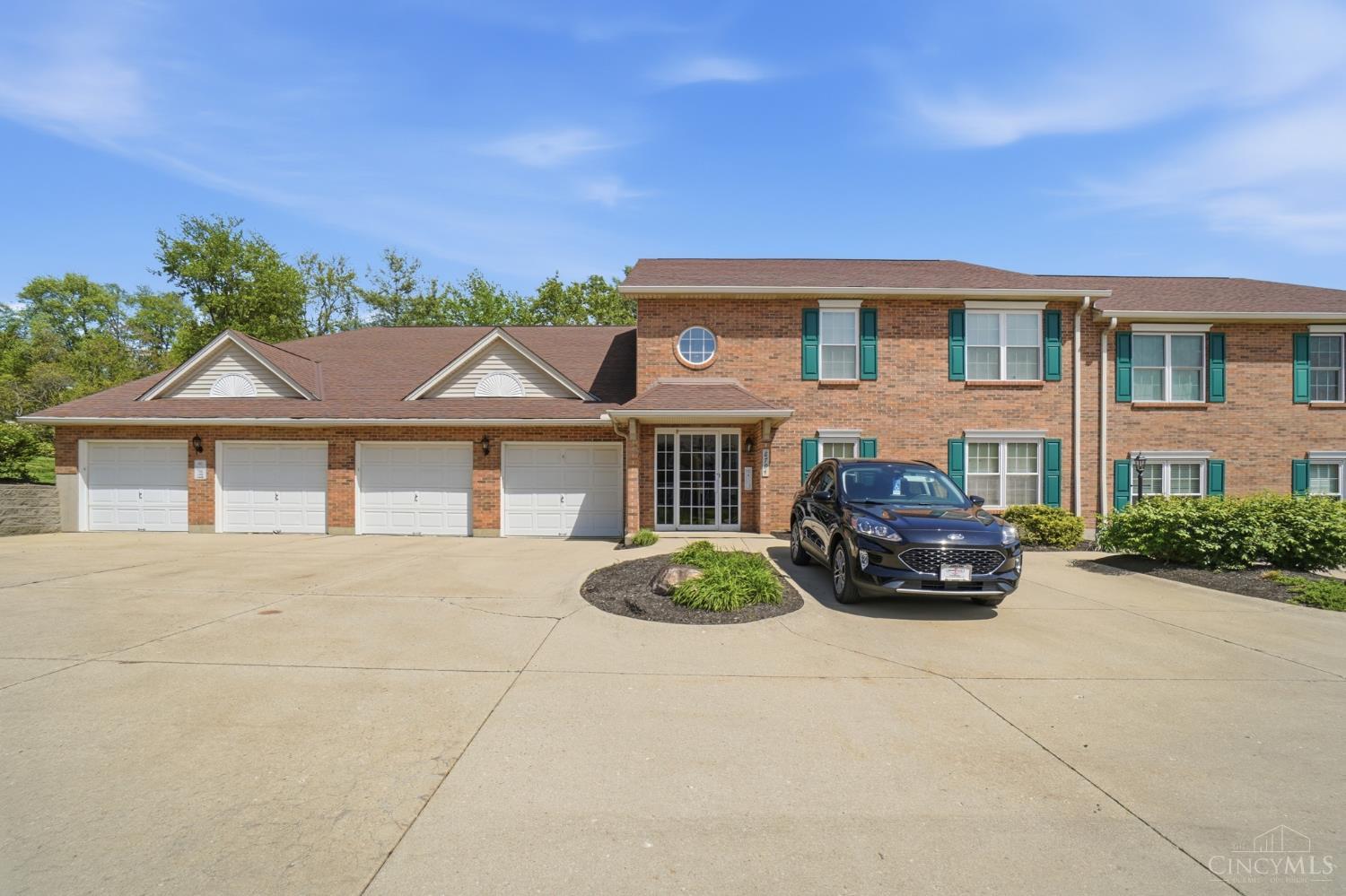8794 Carrousel Park Circle #137, Colerain Twp, OH, 45251