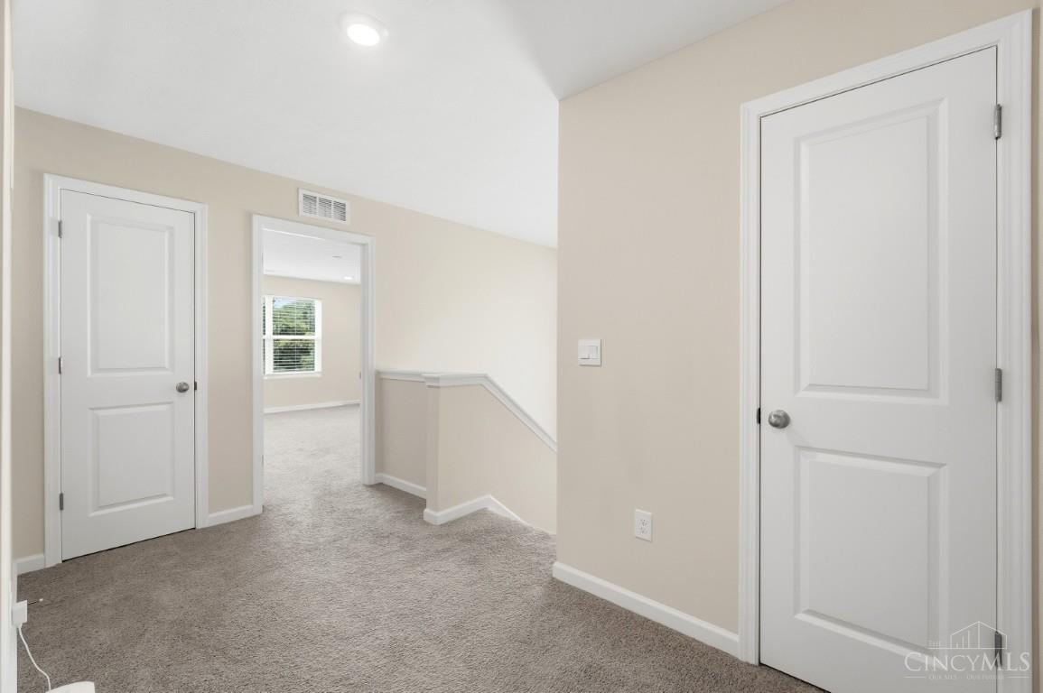 5049 Lakeview Drive, Hamilton Twp, OH, 45152 — photo 31