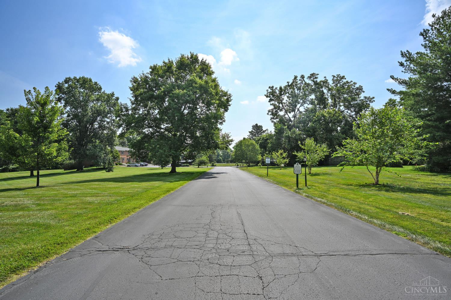 23 Creekwood Square, Glendale, OH, 45246 — photo 37