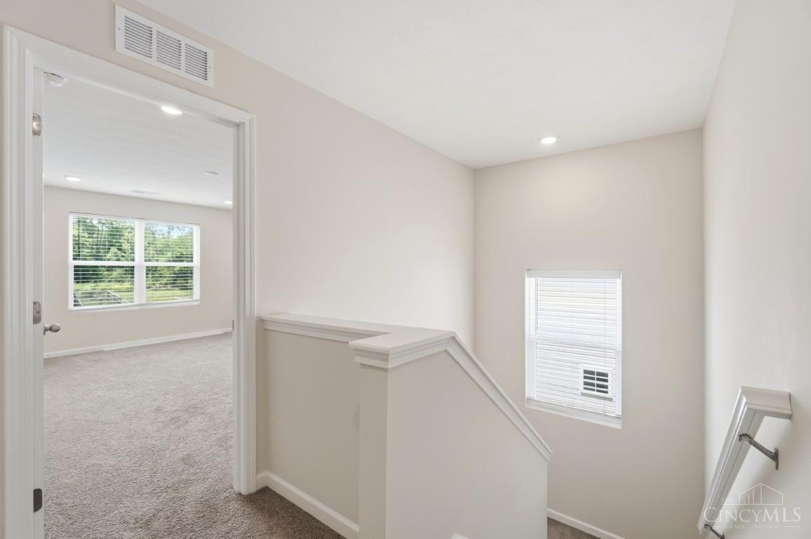 5049 Lakeview Drive, Hamilton Twp, OH, 45152 — photo 32