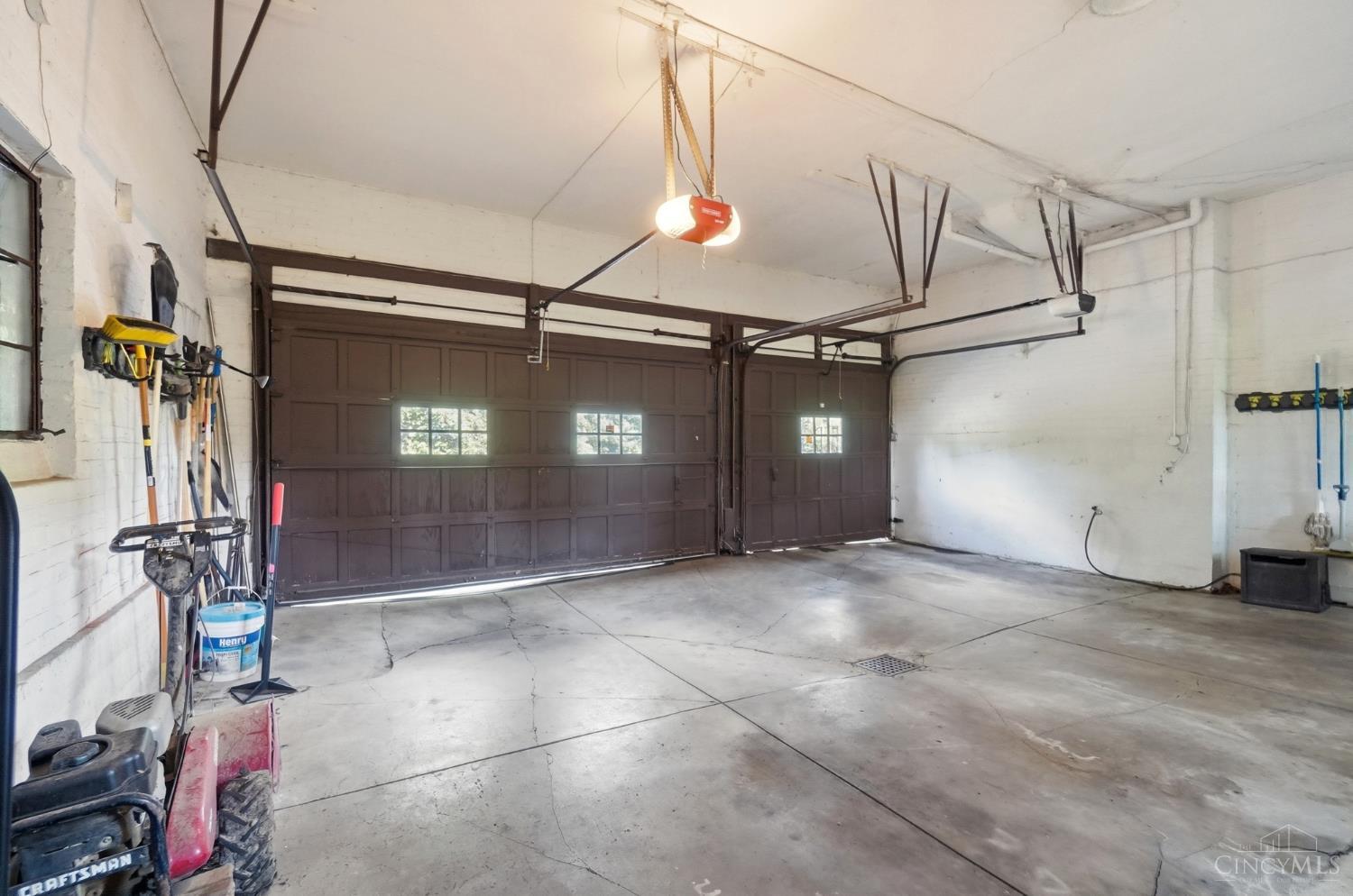 1550 Neeb Road, Green Twp, OH, 45233 — photo 48