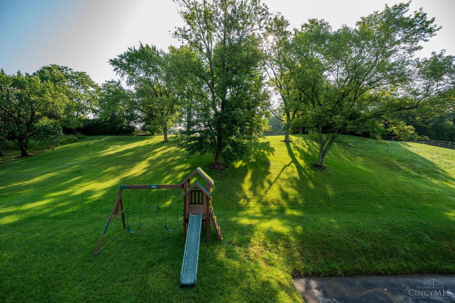 10370 Kingsport Drive, Evendale, OH, 45241 — photo 39