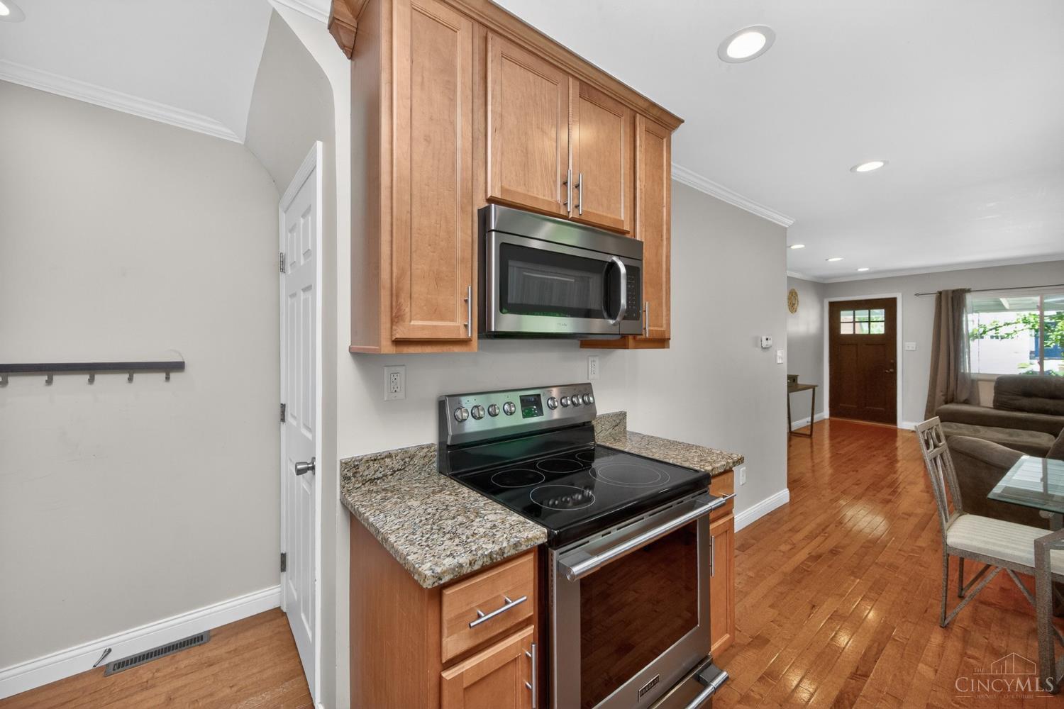 9520 West Avenue, Blue Ash, OH, 45242 — photo 11