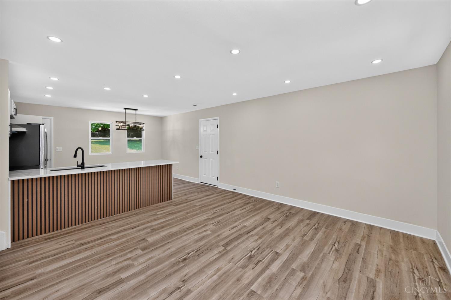 10757 Shadowridge Lane, Springfield Twp., OH, 45240 — photo 4
