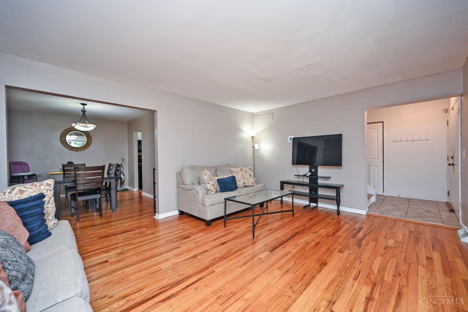 6586 Oak Knoll Drive, Cincinnati, OH, 45224 — photo 10