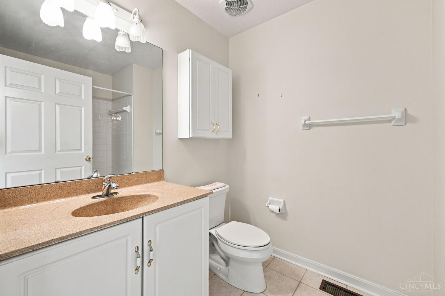 320 Gatehouse Court, Monroe, OH, 45050 — photo 26
