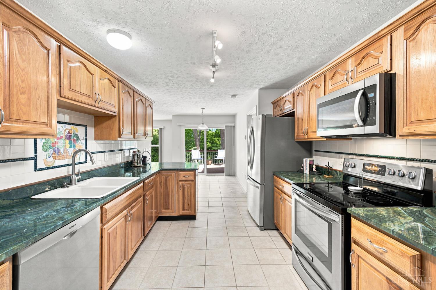 320 Gatehouse Court, Monroe, OH, 45050 — photo 11