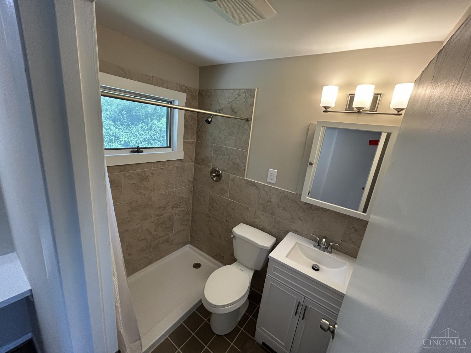 9361 Ranchill Drive, Springfield Twp., OH, 45231 — photo 12