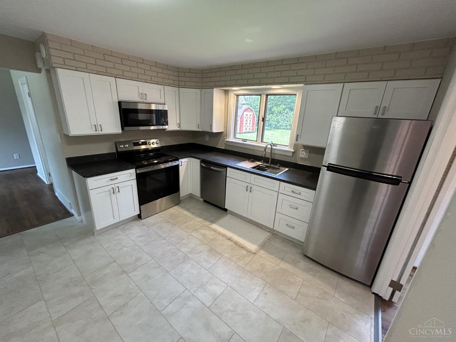 9361 Ranchill Drive, Springfield Twp., OH, 45231 — photo 7